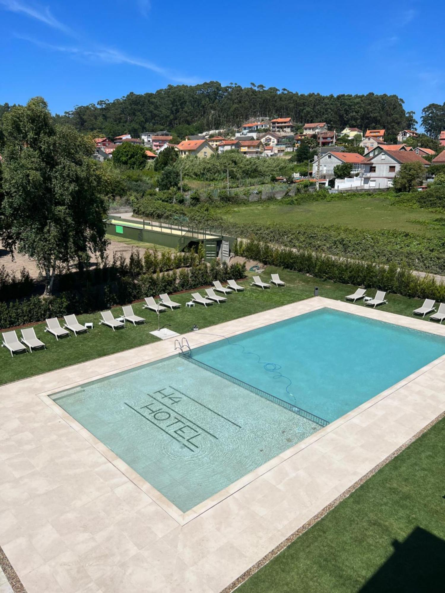 Hotel H4 Cangas 3 Superior Екстер'єр фото