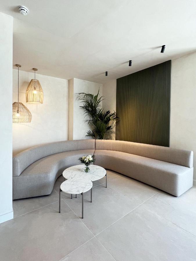 Hotel H4 Cangas 3 Superior Екстер'єр фото