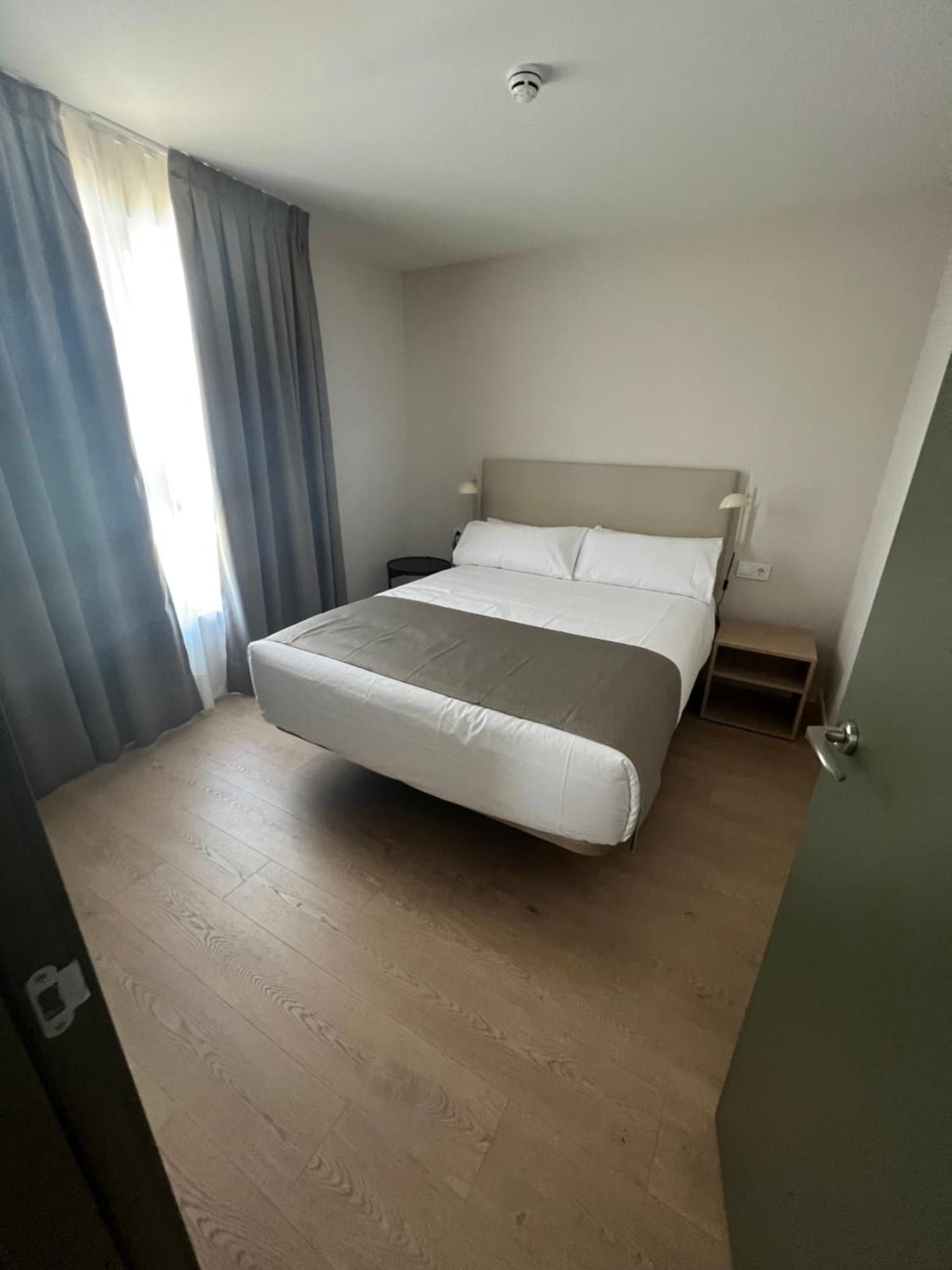 Hotel H4 Cangas 3 Superior Екстер'єр фото